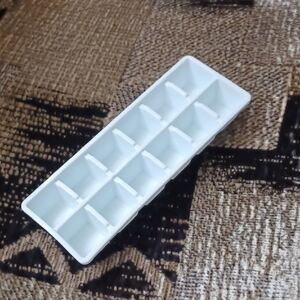 $4 Add-on Mini White Ice Cube Tray